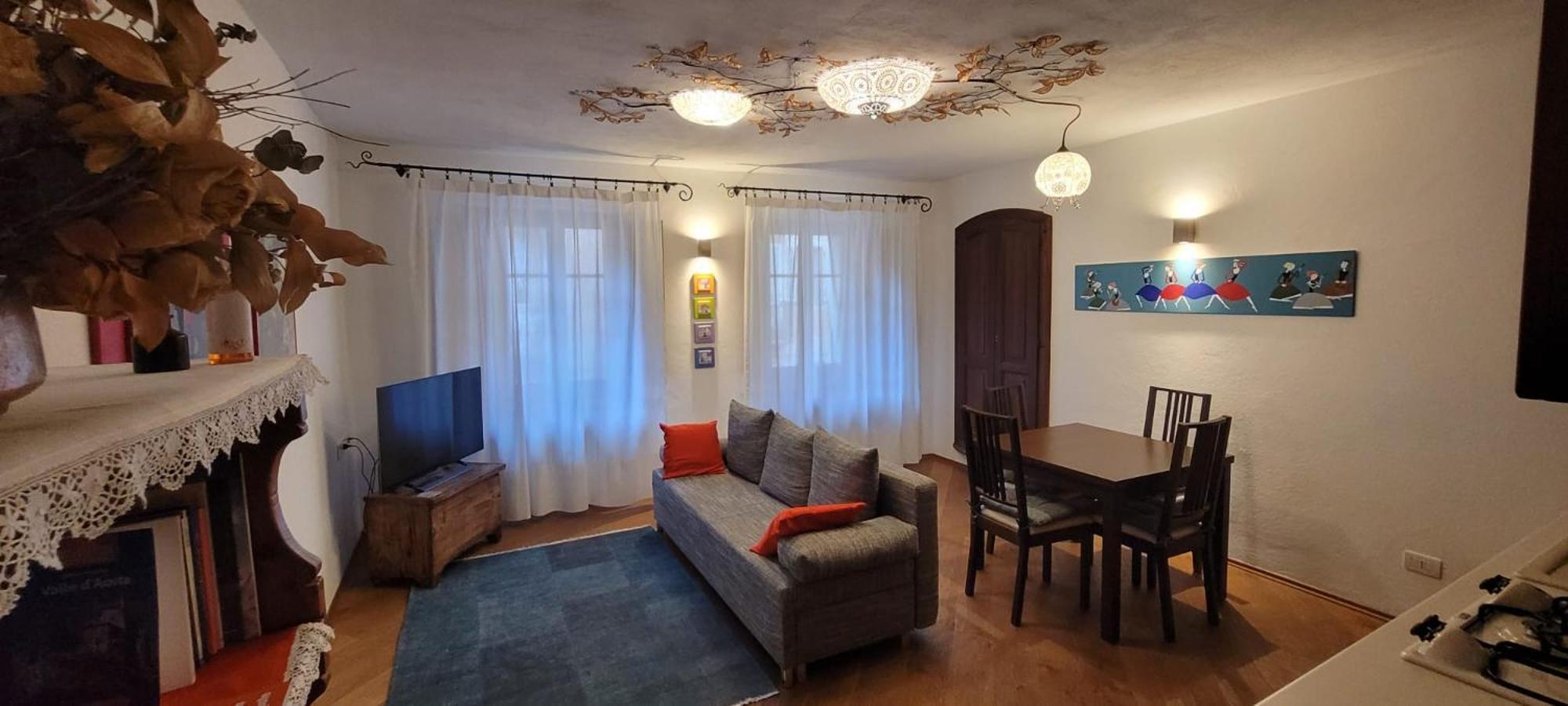 Detillierstudio2 Aosta Bagian luar foto